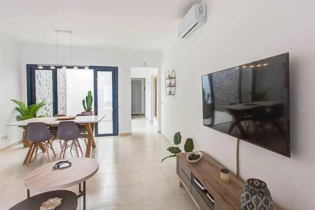 Homu Bianca Fantastica Villa Con Piscina Privad Playa Blanca  0*, Playa Blanca (Lanzarote) Spain